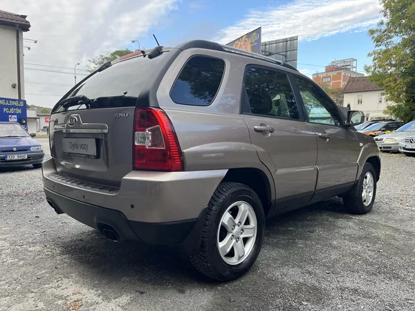 Kia Sportage 2,0 CRDi 110 Kw 4X4 ACTIVE - foto 5