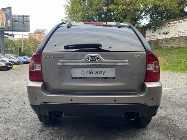 Kia Sportage 2,0 CRDi 110 Kw 4X4 ACTIVE - foto 6