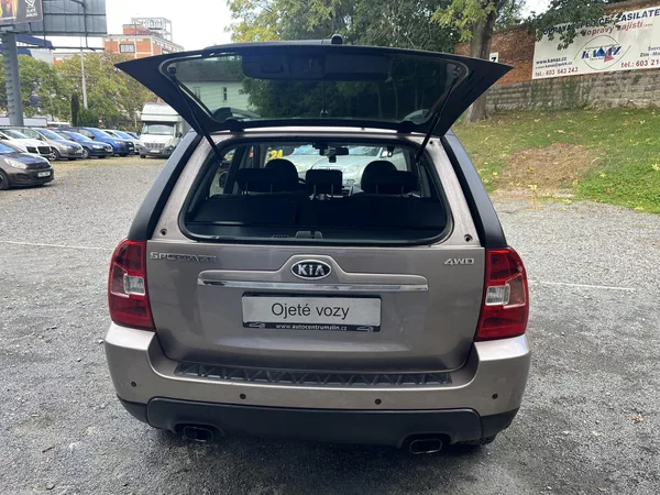 Kia Sportage 2,0 CRDi 110 Kw 4X4 ACTIVE - foto 7