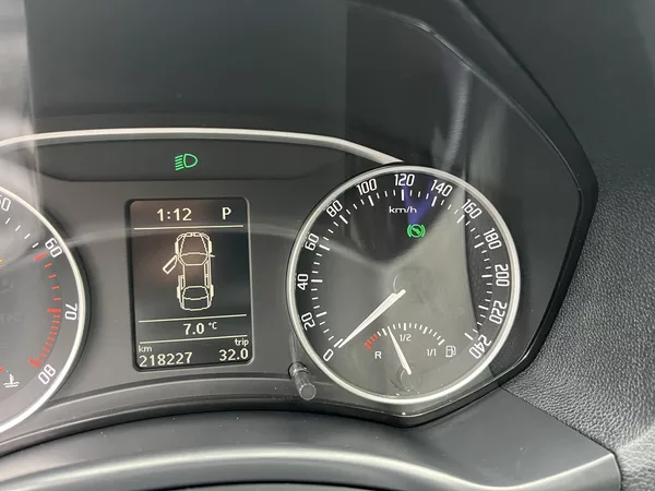 Škoda Octavia 1,4 TSi 90 Kw DSG ELEGANCE - foto 13