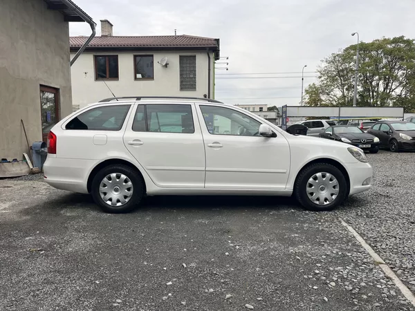 Škoda Octavia 1,4 TSi 90 Kw DSG ELEGANCE - foto 4