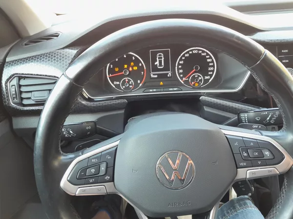 Volkswagen T-Cross 1,5 TSI DSG - foto 18