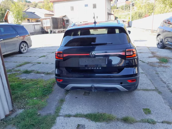 Volkswagen T-Cross 1,5 TSI DSG - foto 6