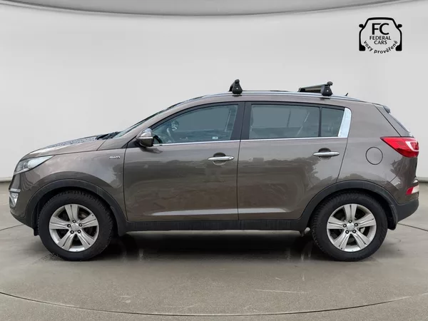 Kia Sportage 2.0 CRDI 4x4 Comfort Plus - foto 2