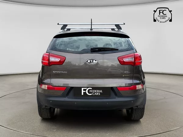 Kia Sportage 2.0 CRDI 4x4 Comfort Plus - foto 4
