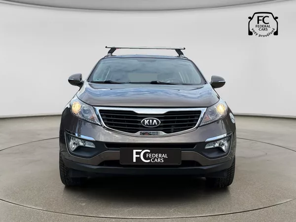 Kia Sportage 2.0 CRDI 4x4 Comfort Plus - foto 8