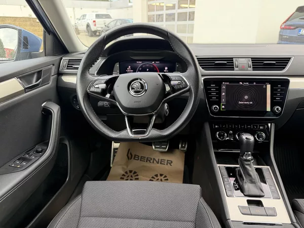Škoda Superb 2.0 TDI 147kW Style Combi DSG - foto 10