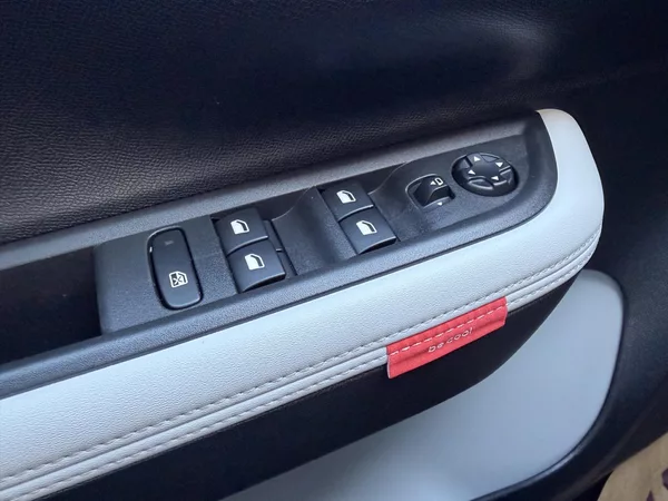 Citroën ë-C3 Electric 113k Auto 44 kWh Max - foto 19