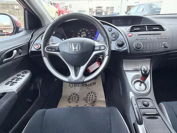 Honda Civic 1.4 Comfort - foto 10