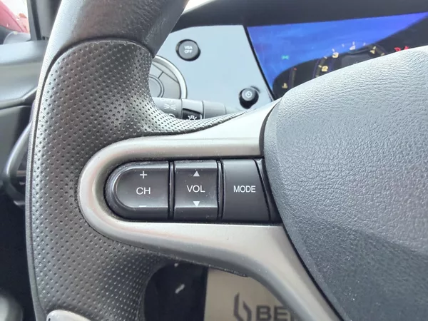Honda Civic 1.4 Comfort - foto 14
