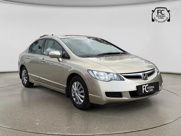 Honda Civic 8. gen 1.8 LS - foto 7