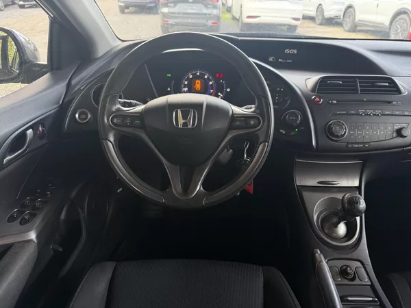 Honda Civic 1.4 Comfort - foto 10