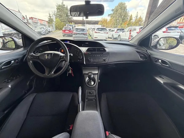Honda Civic 1.4 Comfort - foto 9