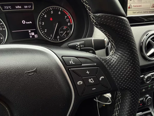 Mercedes-Benz Třídy B 2. gen B 200 - foto 17