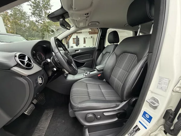 Mercedes-Benz Třídy B 2. gen B 200 - foto 21