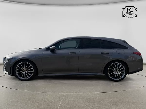 Mercedes-Benz CLA 220d Shooting Brake AMG - foto 2