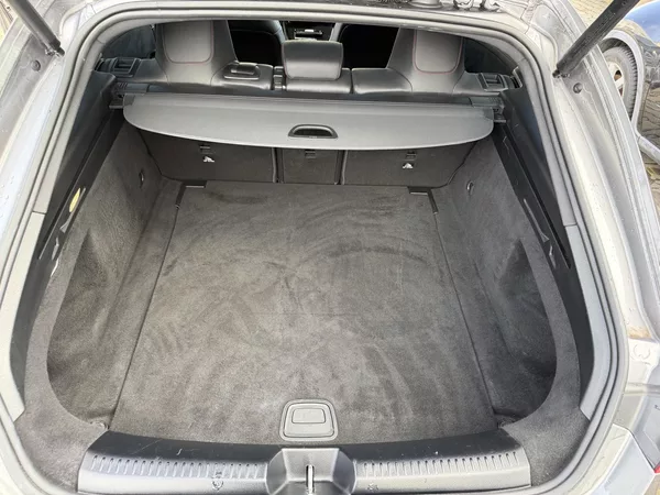 Mercedes-Benz CLA 220d Shooting Brake AMG - foto 35