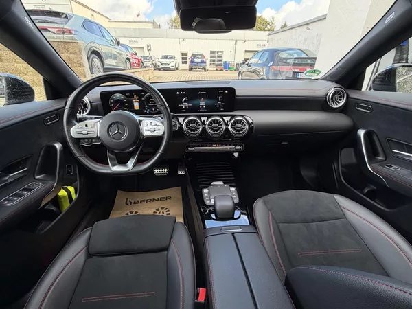 Mercedes-Benz CLA 220d Shooting Brake AMG - foto 9