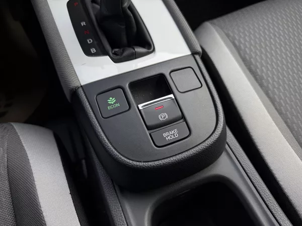 Honda Jazz 1.5 e:HEV Executive CVT - foto 17