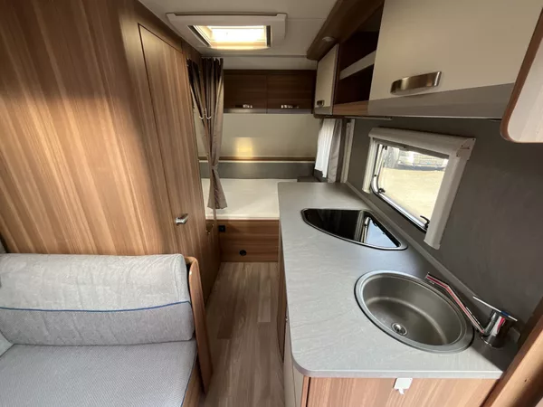 Weinsberg CaraOne 420 QD - foto 12