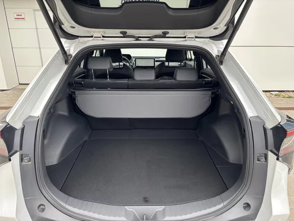 Toyota bZ4X Prestige 64k KWh 4x4 217k - foto 9