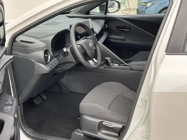 Toyota C-HR Limited Edition 1,8HEV AT - foto 7