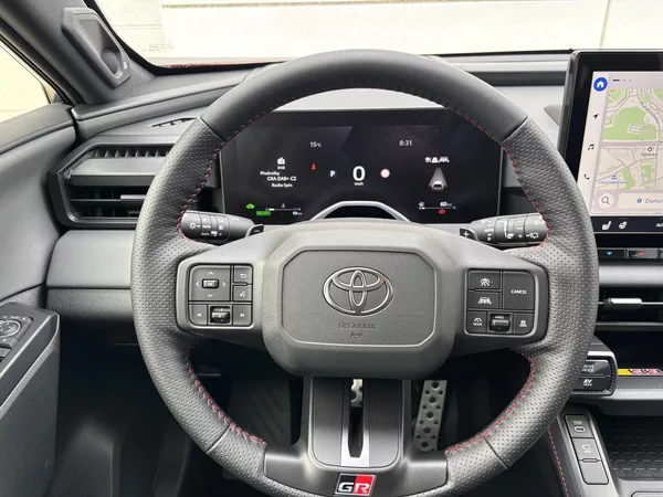 Toyota RAV4 GR SPORT SKY 2,5 HEV 4X4 AT - foto 6