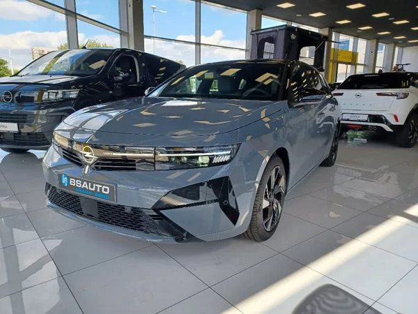 Opel Astra ST GS Hybrid 1,2T 145k Automat