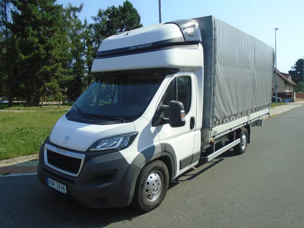Peugeot Boxer 2.0 HDi Spací nást. 3.5t, ČR