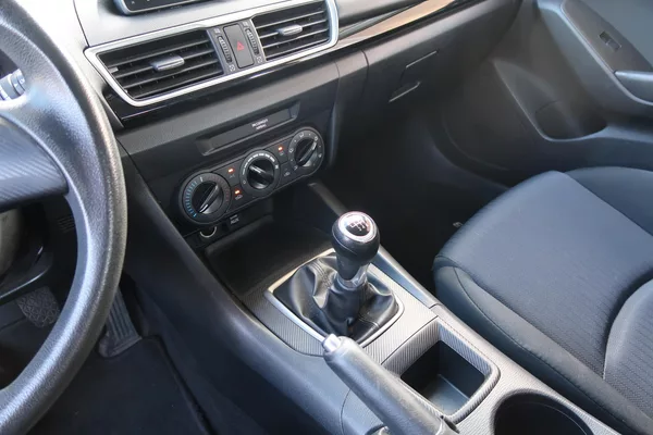 Mazda 3 HB 1,5 G100, 2 sady kol, ČR - foto 24