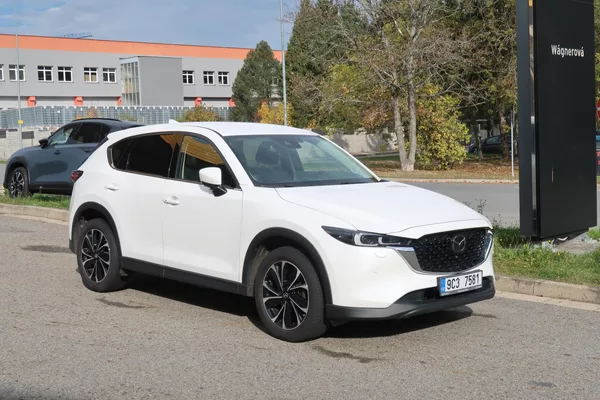 Mazda CX-5 2,5 AT FWD kůže, záruka, DPH - foto 2