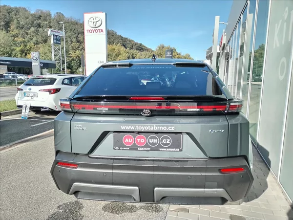 Toyota C-HR BEV 77 kWh 224k STYLE DYNAMIC - foto 10