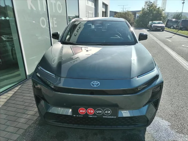 Toyota C-HR BEV 77 kWh 224k STYLE DYNAMIC - foto 2