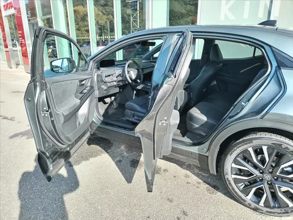 Toyota C-HR BEV 77 kWh 224k STYLE DYNAMIC - foto 4