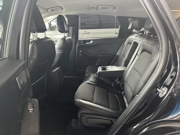 Ford Kuga Titanium X 2.5i HEV 190k aut - foto 17