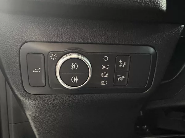 Ford Kuga Titanium X 2.5i HEV 190k aut - foto 21