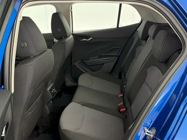Škoda Fabia 1.0TSI 70kW Selection - foto 9