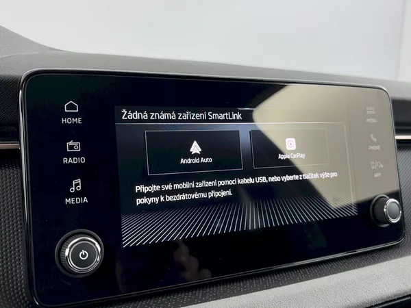 Škoda Scala DSG 1.0TSI 85kW Top Selection - foto 14