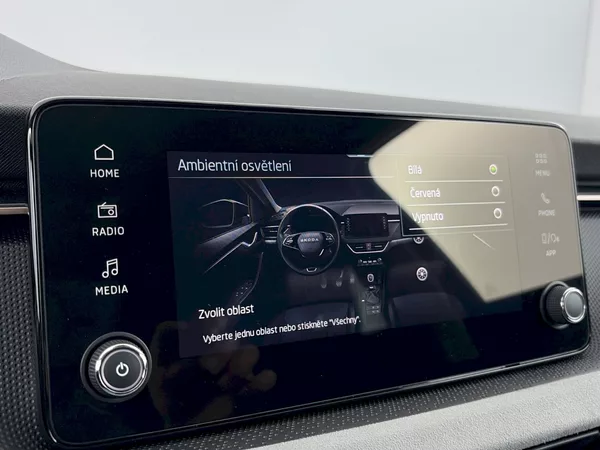 Škoda Scala DSG 1.0TSI 85kW Top Selection - foto 17