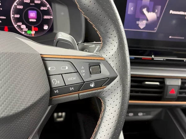 Cupra Leon ST 2.0 TSI 180kW DSG - foto 26