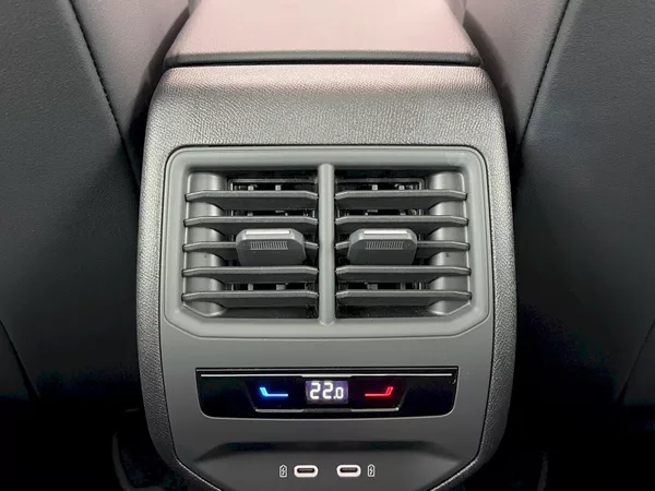 Cupra Leon ST 2.0 TSI 180kW DSG - foto 29