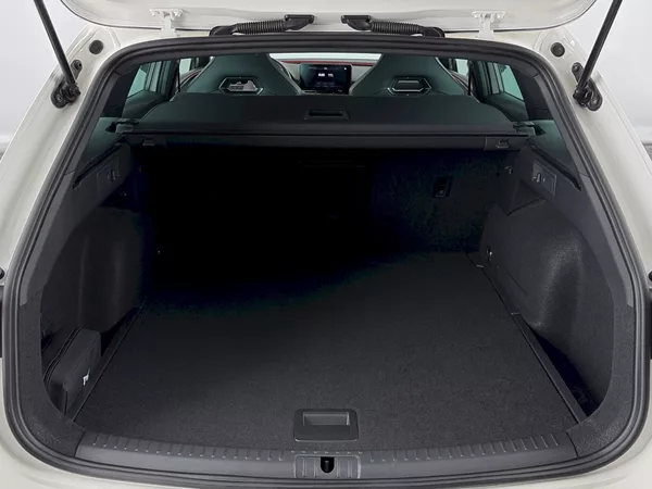Cupra Leon ST 2.0 TSI 180kW DSG - foto 31