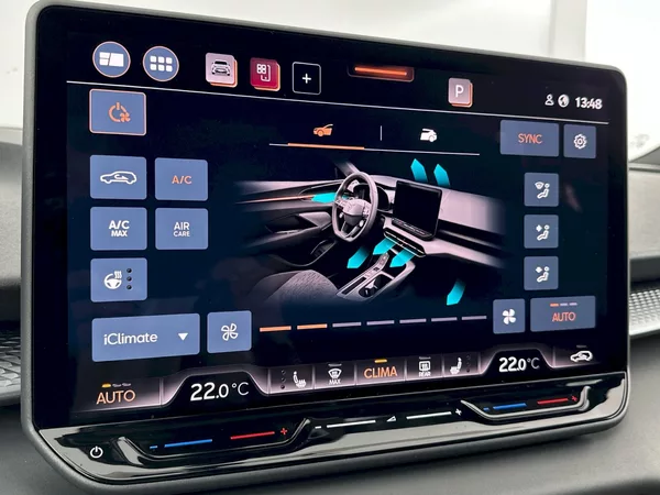 Cupra Terramar VZ 2.0 TSI 195kW 4x4 DSG - foto 15