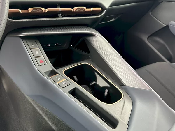 Cupra Terramar VZ 2.0 TSI 195kW 4x4 DSG - foto 24