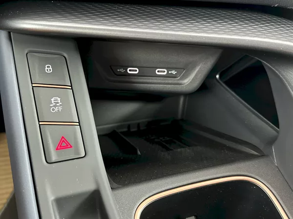 Cupra Terramar VZ 2.0 TSI 195kW 4x4 DSG - foto 24