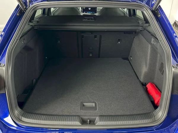 Volkswagen Golf R-Line 2.0 TSI 150kW 4Motion D - foto 35