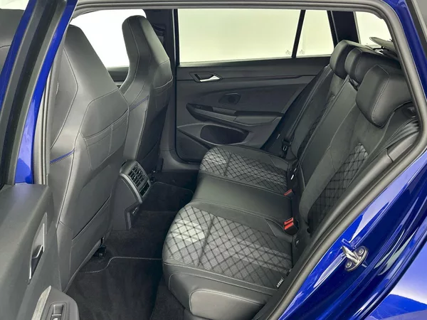 Volkswagen Golf R-Line 2.0 TSI 150kW 4Motion D - foto 8