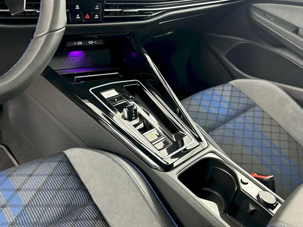 Volkswagen Golf R 2.0 TSI 245kW 4Motion DSG - foto 27