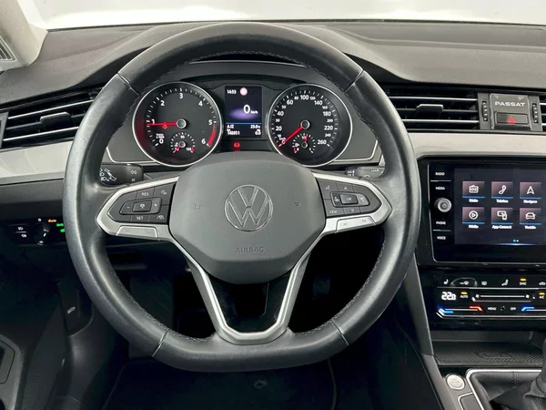 Volkswagen Passat Business 2.0 TDI 110kW - foto 9