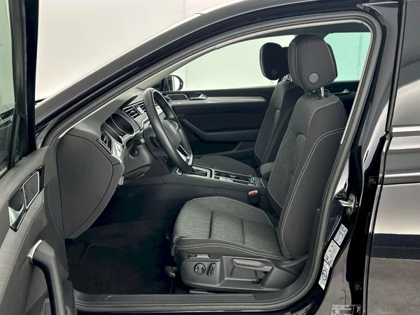 Volkswagen Passat Business 2.0 TSI 140kW DSG - foto 7